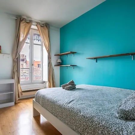 Duplex Spacieux Et Lumineux Apartment